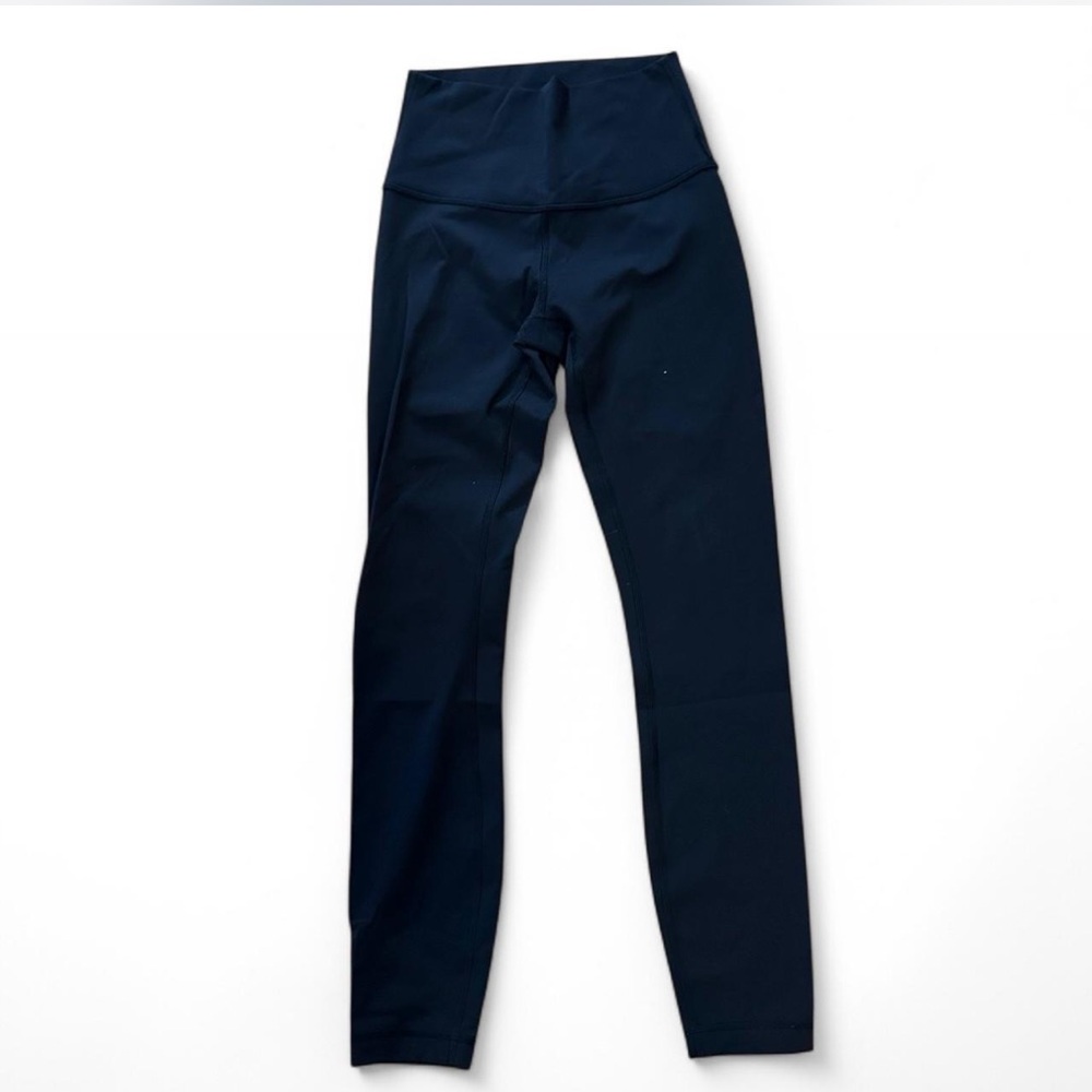 lululemon - Picture 2 of 4